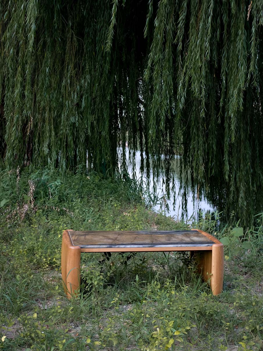 Snail Tea Table